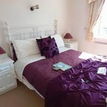 Noraville House فندق مبيت وإفطار 5*
