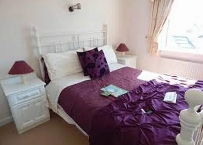 Noraville House Panzió 5*